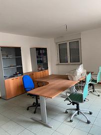 scrivanie ufficio praticamente mai usate