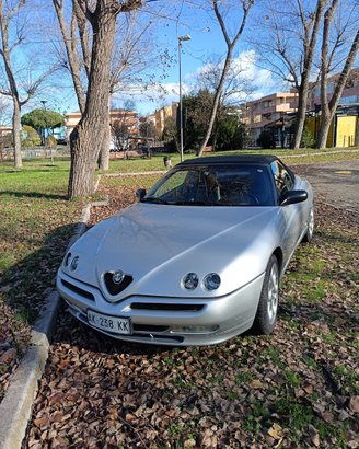 Alfa Romeo GTV 916 Spider