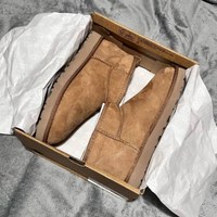 Stivali UGG Ultra Mini da donna EU 39