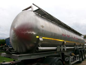 Semirimorchio cisterna adr