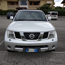 Nissan pathfinder 4x4