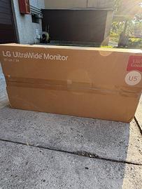 Monitor LG UltraWide 34" U5 Schermo Curvo