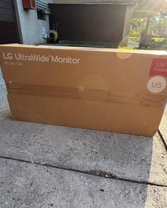 Monitor LG UltraWide 34" U5 Schermo Curvo