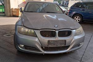 BMW 318D 2011 SOLO PER RICAMBI