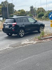 Rav 4 Executive come NUOVA