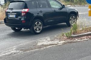 Rav 4 Execlusive come NUOVA