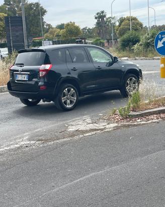 Rav 4 Executive come NUOVA