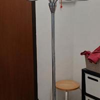 Lampada con accensione a piede