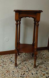 Colonnina porta vaso