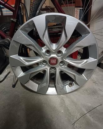 cerchi lega originali Fiat Tipo più kit bulloni