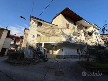CASA SEMINDIPENDENTE A VILLAR DORA