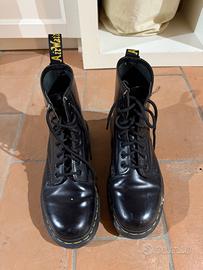 Dr. Martens Stivaletti Unisex 1460 Black Smooth