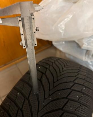 255 45 R20 pneumatici audi