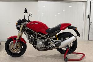Ducati Monster 900 del 1993 conservato, pari al nu