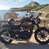 Triumph Speed twin 900