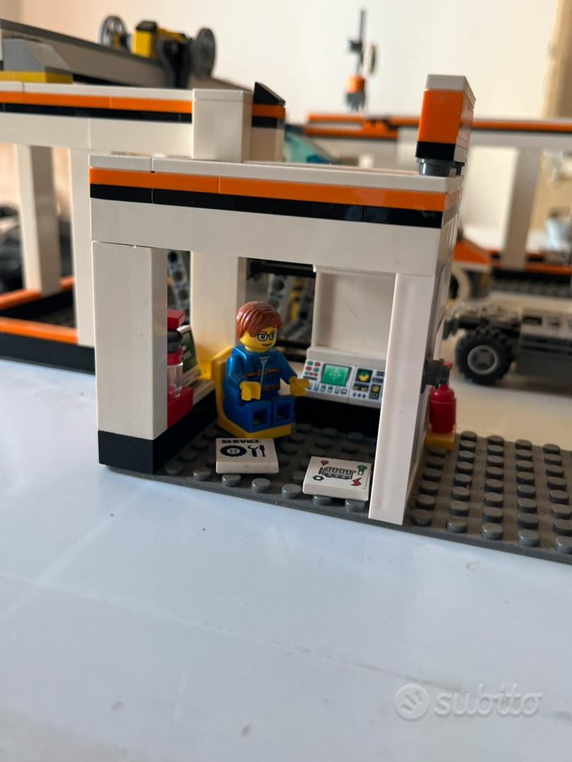 Lego Officina Meccanica 7642 Collezionismo In vendita a Verona