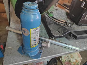 Martinetto idraulico pesante