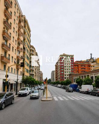 Immobile di 90 m² con 2 locali a Roma