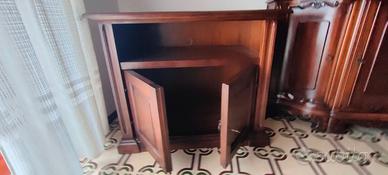 Mobile TV in legno massello