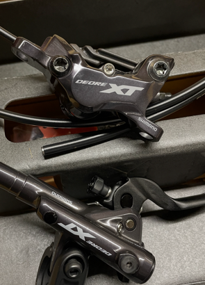 Freni  SHIMANO  XT   Kit