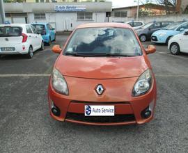 RENAULT Twingo 1.2 16V Quickshift Initiale