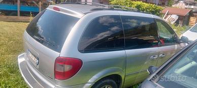 Chrysler Voyager Grand 2.8 CRD cat LX Auto