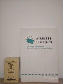 Tastiera Wireless con mouse