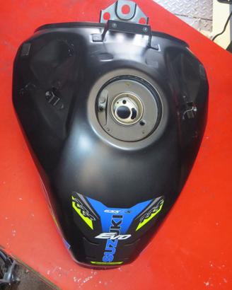 SUZUKI GSX 1000 gsx8s 8s serbatoio carburante serb
