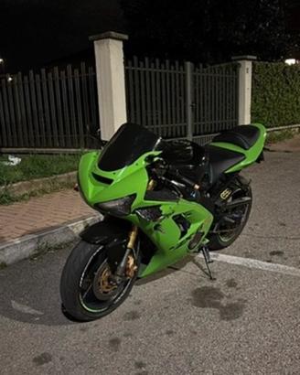 Kawasaki Ninja ZX6R
