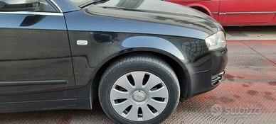 AUDI A4 STATION WAGON 2007 - PARAFANGO DESTRO