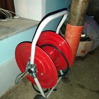 Carrello avvolgitubo