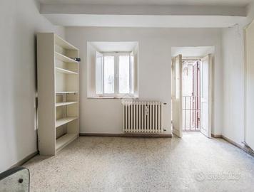 3 LOCALI A BASSANO ROMANO