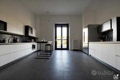 4 LOCALI A RIVALTA DI TORINO