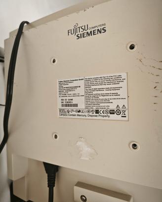 Monitor Fujitsu 17