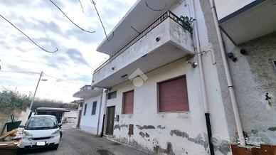 3 LOCALI A REGGIO DI CALABRIA