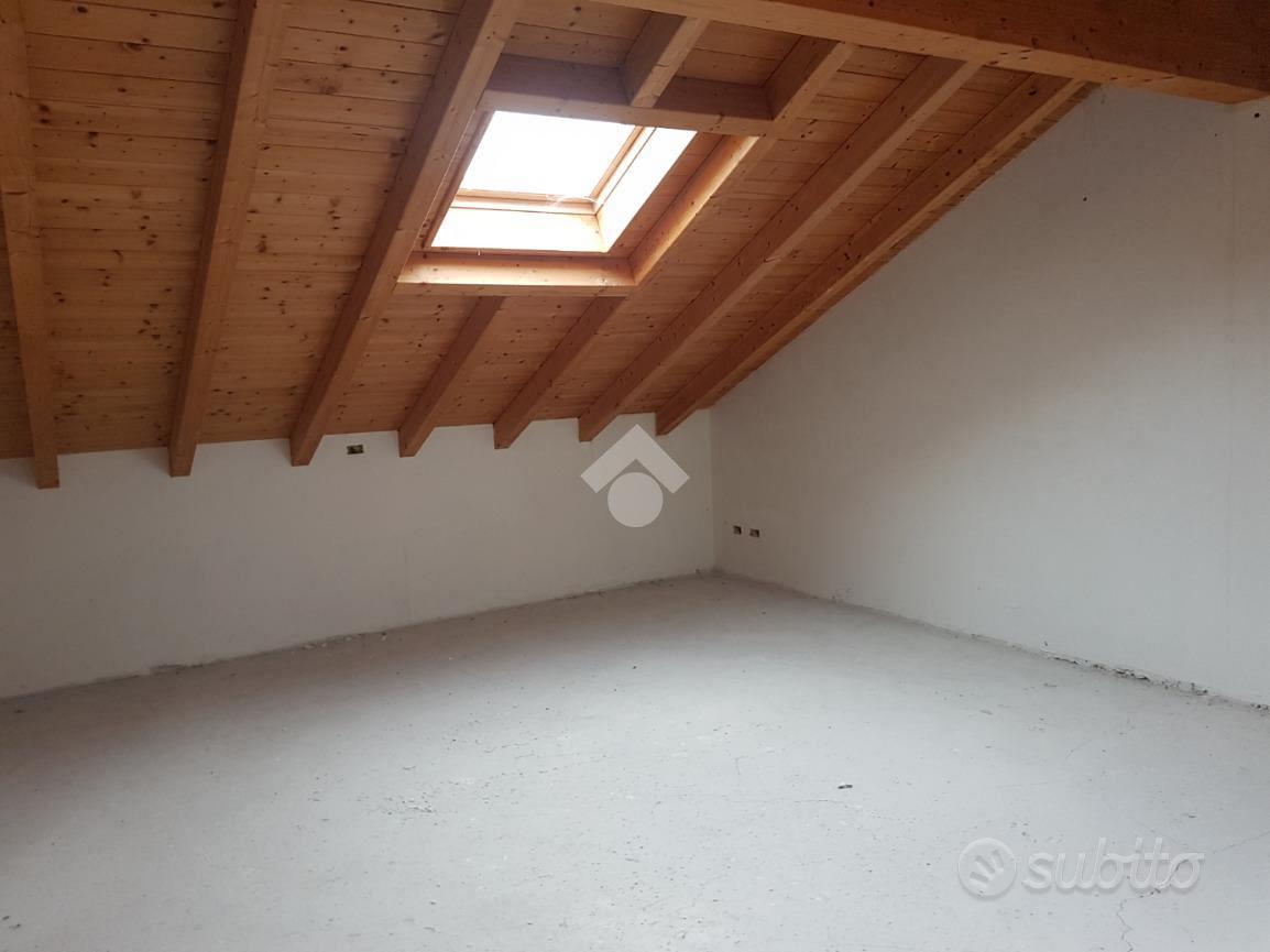 House in Corbetta, Soriano - Altro