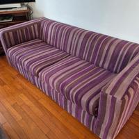 Divano in buono stato. 