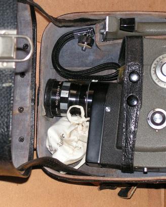 Cinepresa vintage 8mm a molla SEKONIC