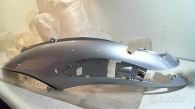 FIANCATA POSTERIORE SX. BEVERLY PIAGGIO CM02460100