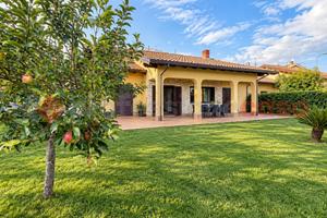 Villa a schiera Vico nel Lazio