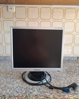 Monitor 17" LCD Samsung SyncMaster 713N - Con Cavi