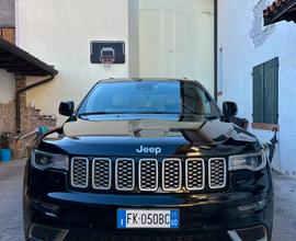 Jeep Grand Cherokee Summit