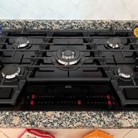 Piano Cottura a Gas AEG con estensione di garanzia