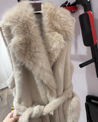 giacca corta finta pelliccia colore beige