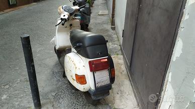 Vespa Cosa 200