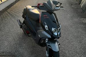 malaguti phantom f12r