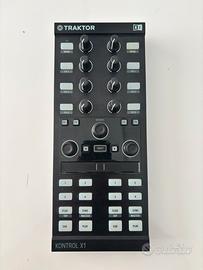 Native Instruments Traktor Kontrol X1 MK2