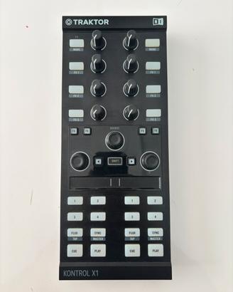 Native Instruments Traktor Kontrol X1 MK2