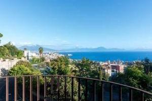 Appartamento di 413 m² con più di 5 locali e box a