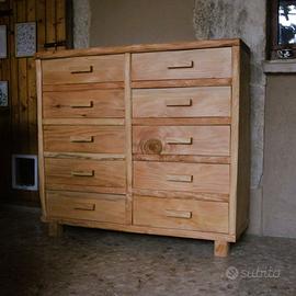 Cassettiere su misura in legno di cedro